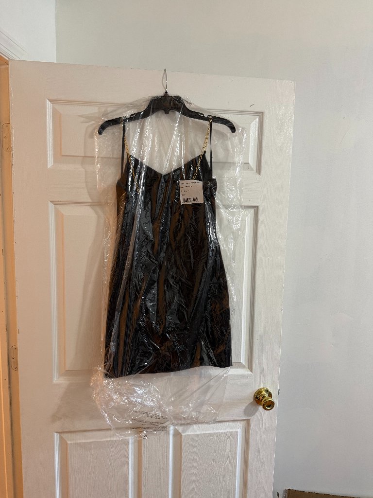 Halston Lavinia Black Dress In Stretch Crepe - New With Tags